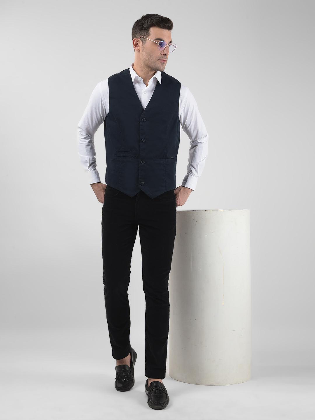 Numero Uno Men Solid Navy Waistcoat